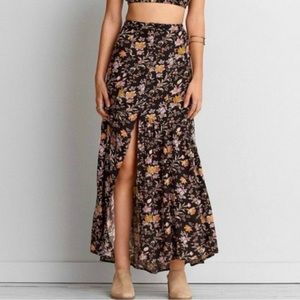 American Eagle Floral Front Slit Button Front Maxi Skirt